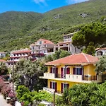 Apartament Captain Fotis 3 *