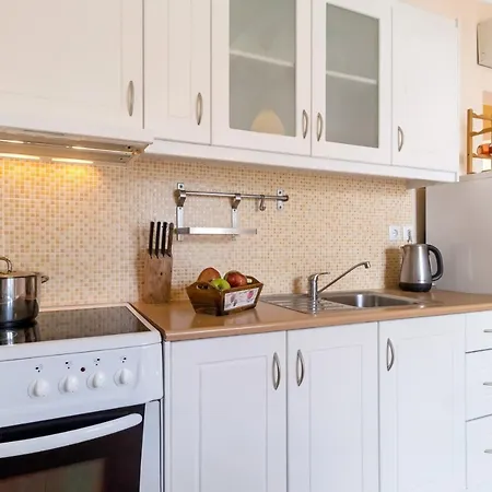 Apartment Captain Fotis 3 Pondi