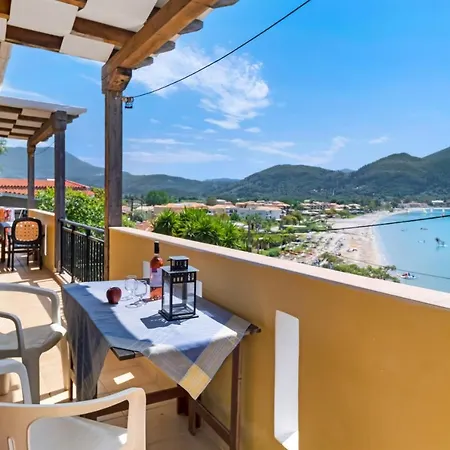 Apartment Captain Fotis 3 Pondi