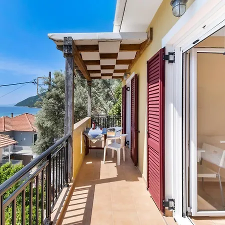 Captain Fotis 3 Apartment Pondi