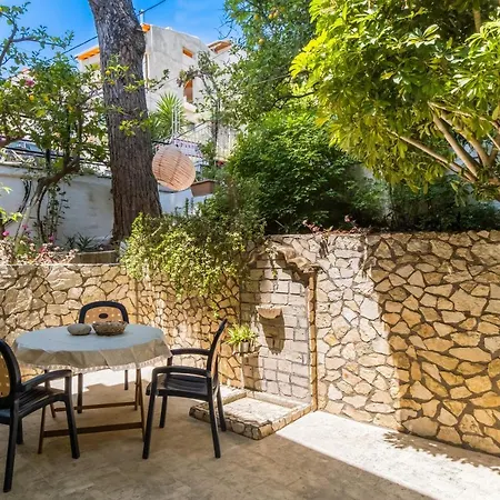 Captain Fotis 3 Apartment
