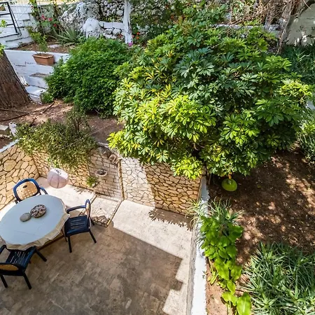 Apartment Captain Fotis 3 Pondi