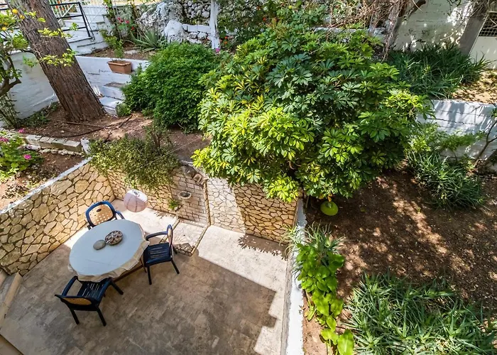 Apartment Captain Fotis 3 Pondi